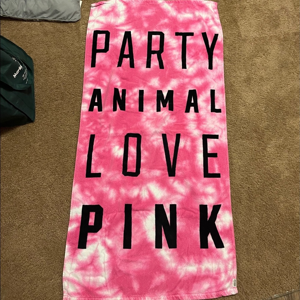 Victoria’s Secret pink pool towel